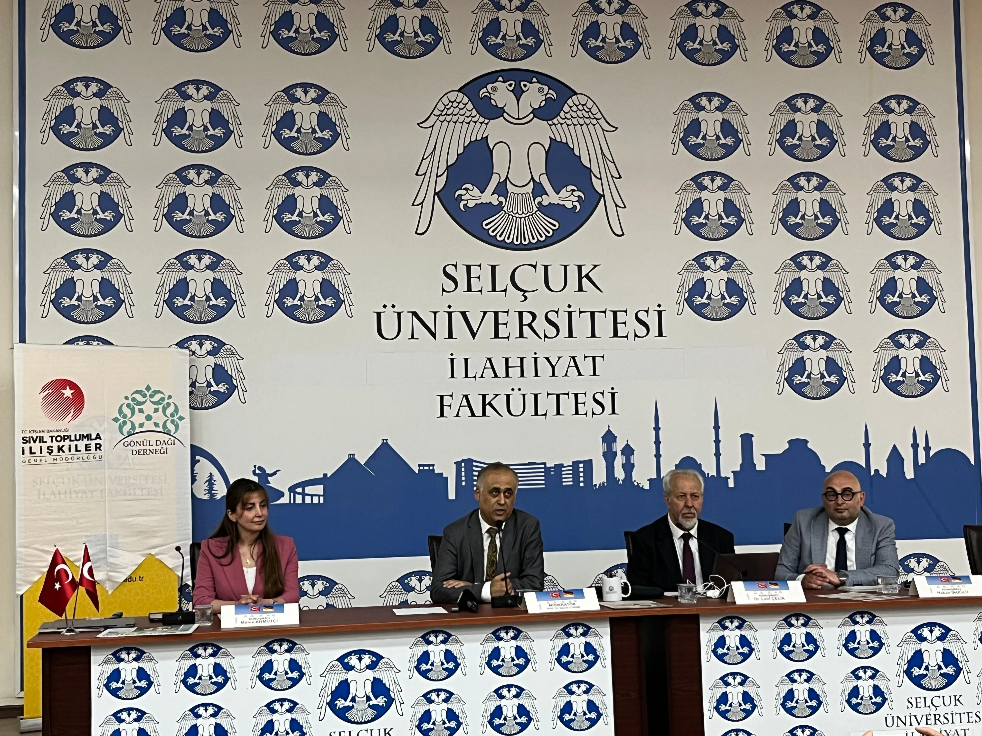 Göçtürklerin İzinde Paneli Gerçekleştirildi